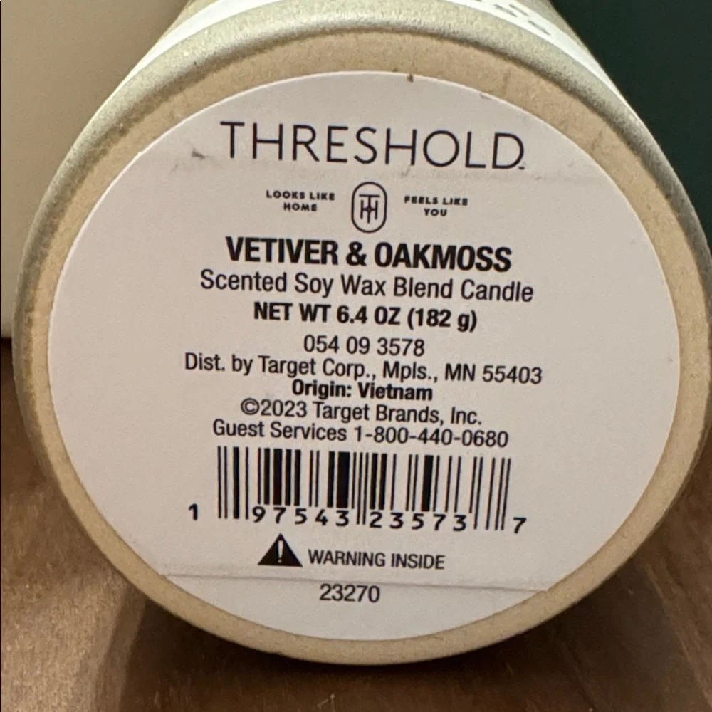 Threshold Candle, NWT, Wood Wick, Vetiver & Oakmoss